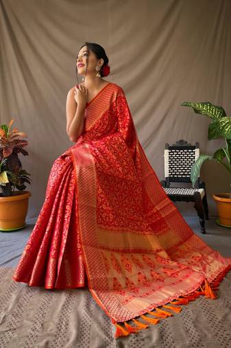 Red Woven Patola Silk Blend Saree With Blouse Piece