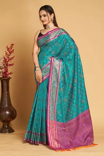 Teal Woven Patola Silk Blend Saree With Blouse Piece