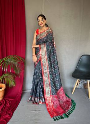 Grey Woven Patola Silk Blend Saree With Blouse Piece 2