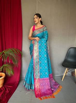 Teal Woven Patola Silk Blend Saree With Blouse Piece 2