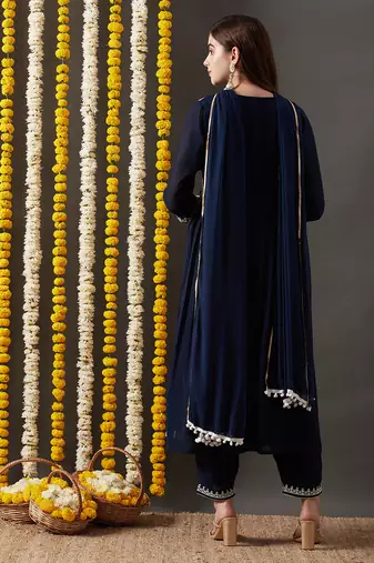 Rajgranth women's faux georgette fabric  embroidered kurta set with duppata
