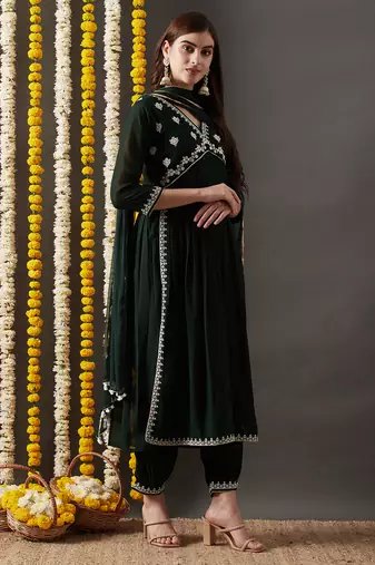 Rajgranth women's faux georgette fabric  embroidered kurta set with duppata