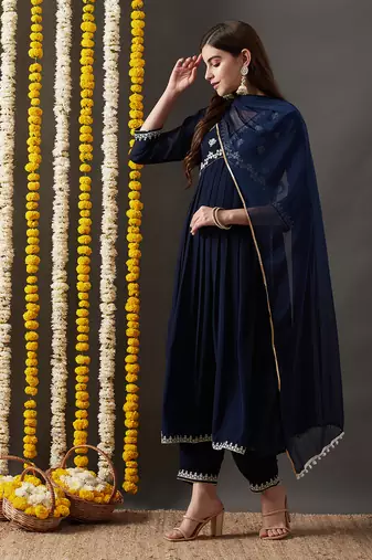 Rajgranth women's faux georgette fabric  embroidered kurta set with duppata