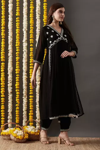 Rajgranth women's faux georgette fabric  embroidered kurta set with duppata