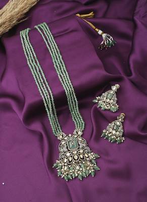 Long Green Necklace Set With Earrings 2
