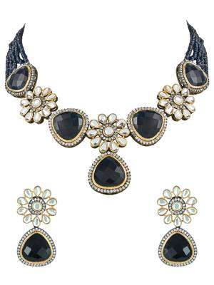 traditional kundan & stone onyx crystal beads necklace jewellery set for women  1
