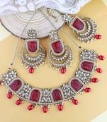 traditional pearl kundan & stone studded jewellery necklace set with maang tikka for women 