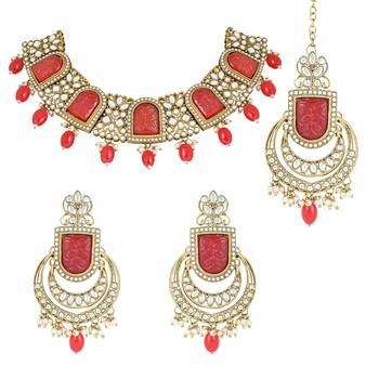traditional pearl kundan & stone studded jewellery necklace set with maang tikka for women  2