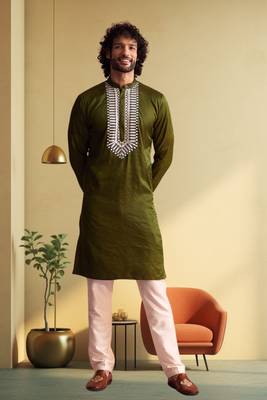 Men's green art silk embroidered kurta pyjama 1