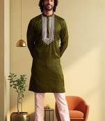 Men's green art silk embroidered kurta pyjama