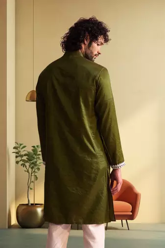 Men's green art silk embroidered kurta pyjama