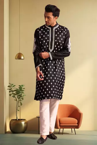 Men's black art silk embroidered kurta pyjama