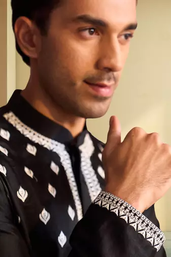 Men's black art silk embroidered kurta pyjama