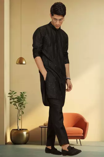 Men's black art silk embroidered kurta pyjama