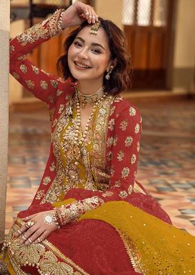 Red embroidered organza semi stitched salwar suit 3
