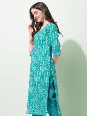 Turquoise White Floral Print Thread Work Cotton Kurta 3