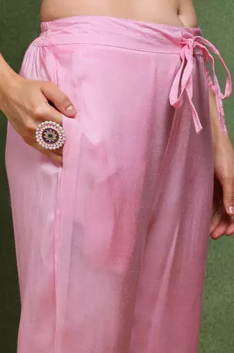 women pink cotton blend floral printed straight kurta trouser with dupatta