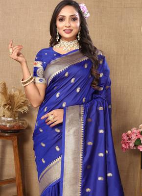 Blue zari weaving tassel pallu work soft silk saree 5