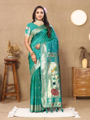 Green zari weaving tassel pallu work soft silk saree 1