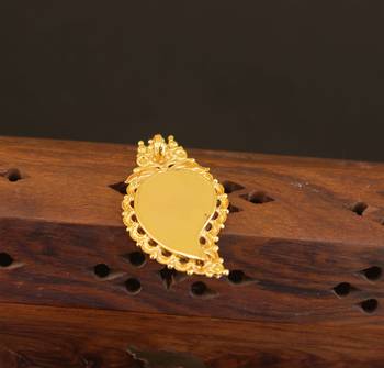 Kerala style gold plated temple palakka pendant 3