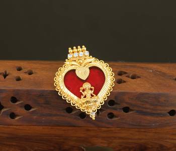 Kerala style gold plated temple palakka pendant 1