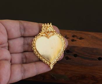 Kerala style gold plated temple palakka pendant 3