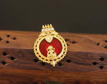 Kerala style gold plated temple palakka pendant 1