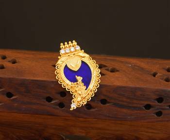 Kerala style gold plated palakka krishna pendant 1