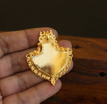 Kerala style gold plated palakka krishna pendant 3