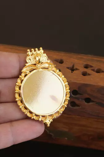 Kerala style gold plated ganesha palakka pendant