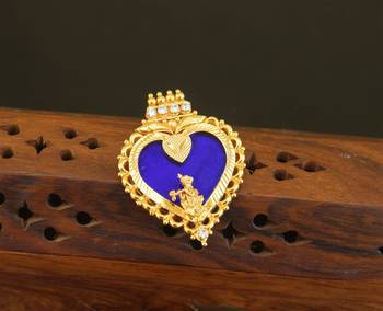 Kerala style gold plated palakka krishna pendant 1