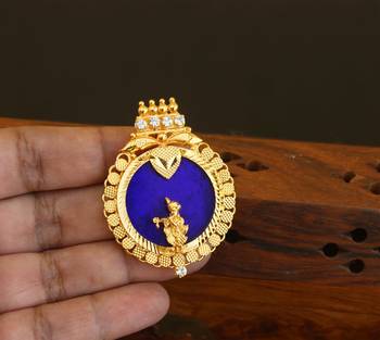 Kerala style gold plated palakka krishna pendant 2