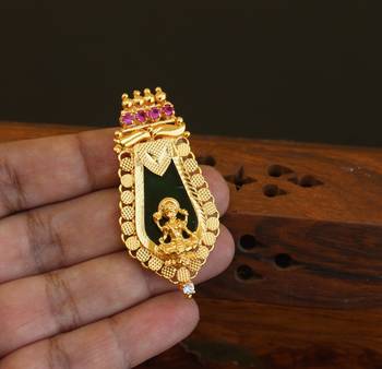 Kerala style gold plated temple palakka pendant 2