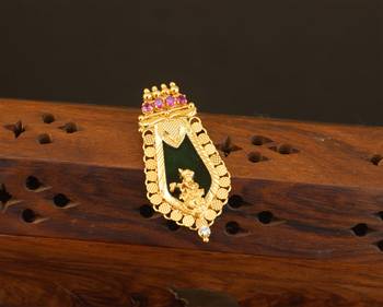 Kerala style gold plated palakka krishna pendant 1