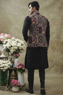Black splendid silk koti kurta set 2