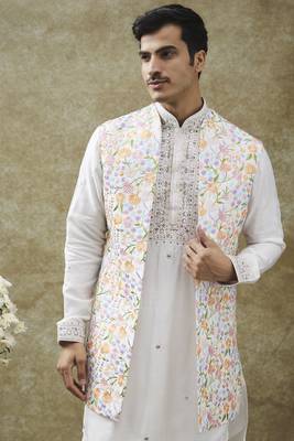 Daisy white splendid silk open koti set 4