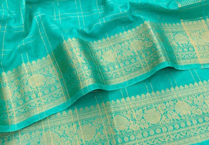 Light Blue Pure Geaorgette Saree With Visose Border And Designer Sequnce Jequuard Blouse
