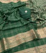 Green Pure Geaorgette Saree With Visose Border And Designer Sequnce Jequuard Blouse