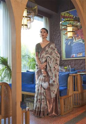Rajtex Brown Woven Shimmer-Sarees With Blouse 1