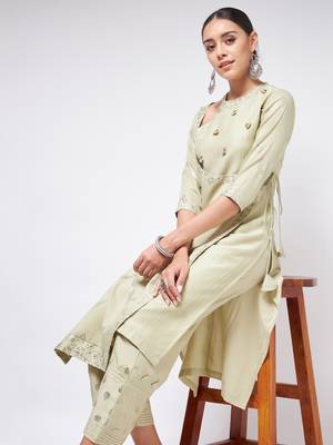 Pannkh womens festive foil printed angarkha style kurta 2