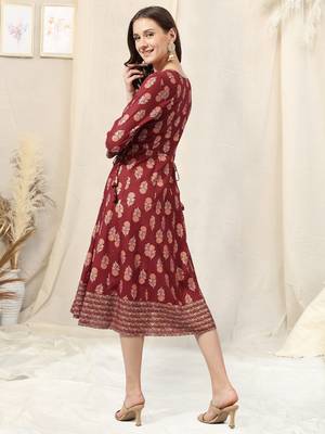 Maroon Orange Foil Print Mirrar Work Rayon Kurta 3