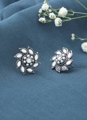 Floral Shaped Oxidised Mirror Earrings 2