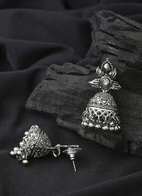 Leaf Shaped Oxidised Small Earrings 2