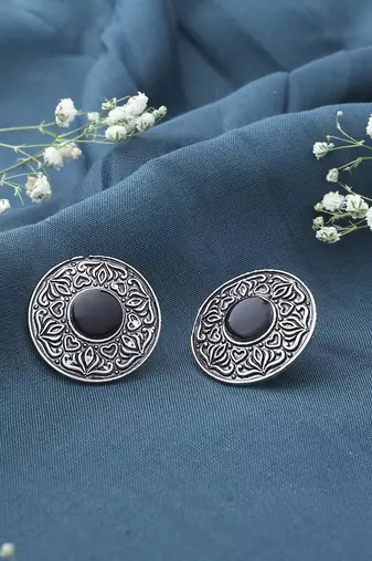 Round Silver Earrings With Black Stones