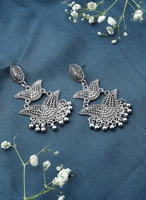 Shining Contemporary Long Earrings 3