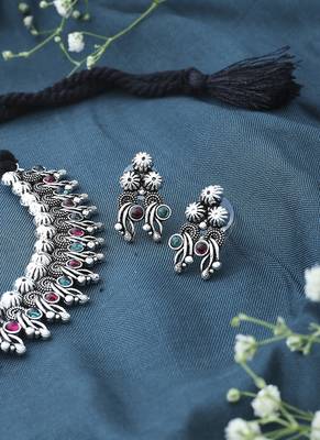 Multicolour Oxidised Necklace Set With Green And Pink Stones 2