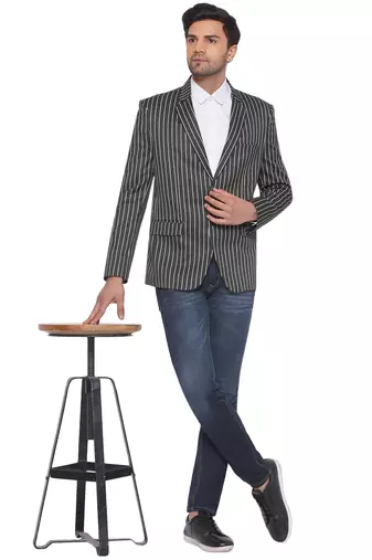 Grey single-breasted collar two button round striped blazer for men