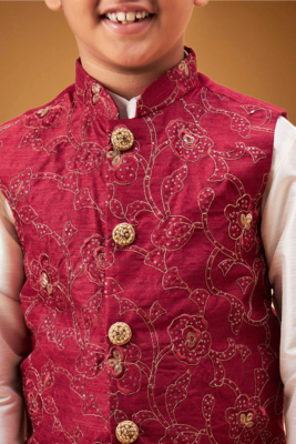 Boy's maroon nehru jacket with cream kurta and pyjama set 3
