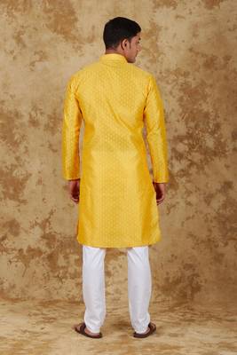 mango banarasi silk kurta set 3