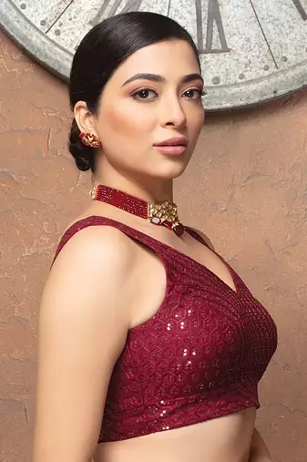 Maroon Sequin Embellished V Neck Sleeveless Readymade Blouse